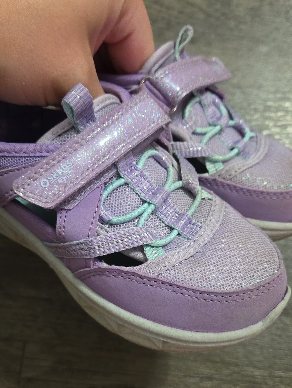 OshKosh B'gosh • Purple Water Sneakers
